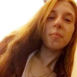 Meet your Posher, Lena